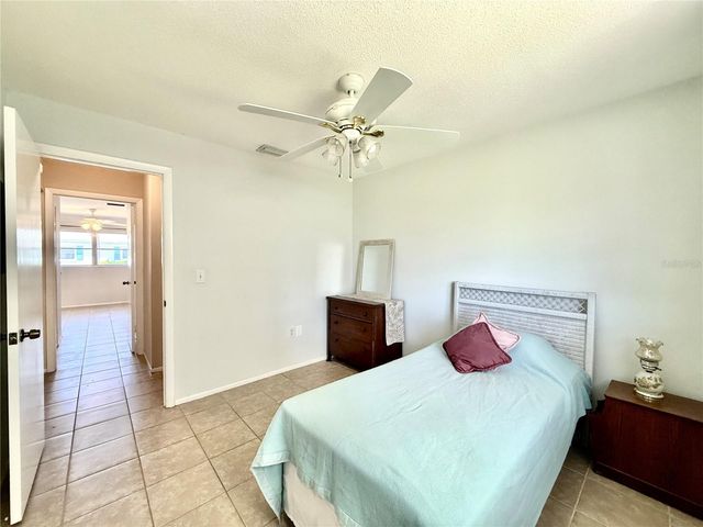 6105 CORAL WAY, Bradenton, FL 34207