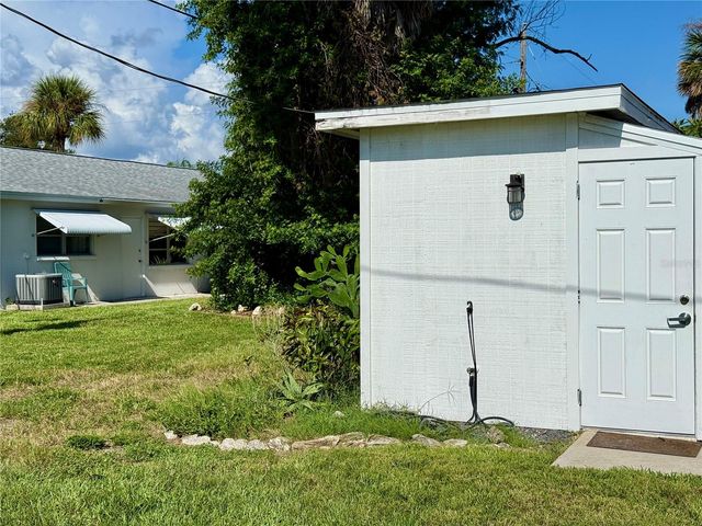 6105 CORAL WAY, Bradenton, FL 34207
