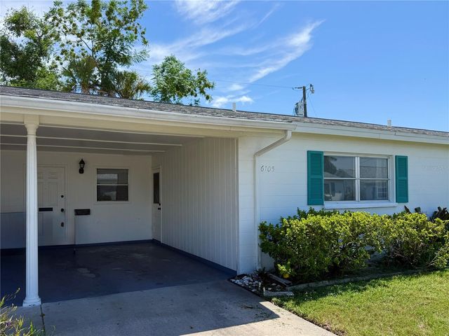 6105 CORAL WAY, Bradenton, FL 34207