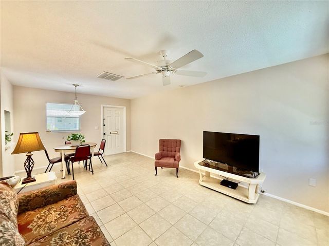 6105 CORAL WAY, Bradenton, FL 34207