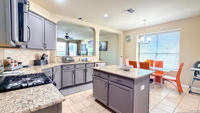 12121 Huisache, San Antonio, TX 78253