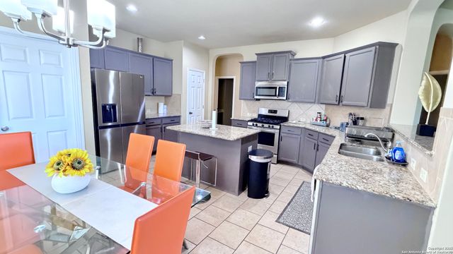 12121 Huisache, San Antonio, TX 78253