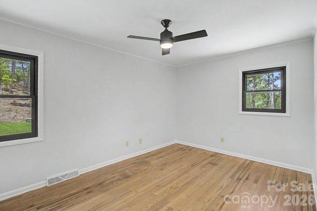 5 Kent Place, Asheville, NC 28804