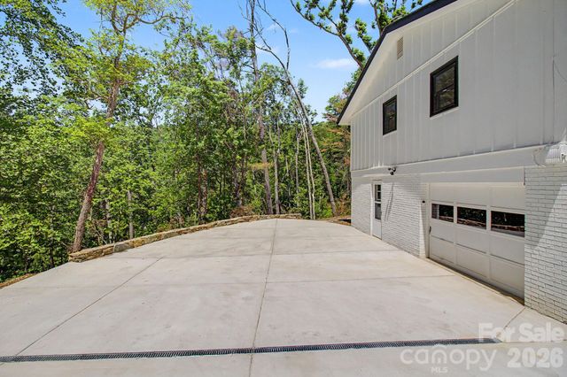 5 Kent Place, Asheville, NC 28804