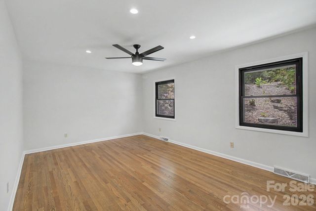 5 Kent Place, Asheville, NC 28804