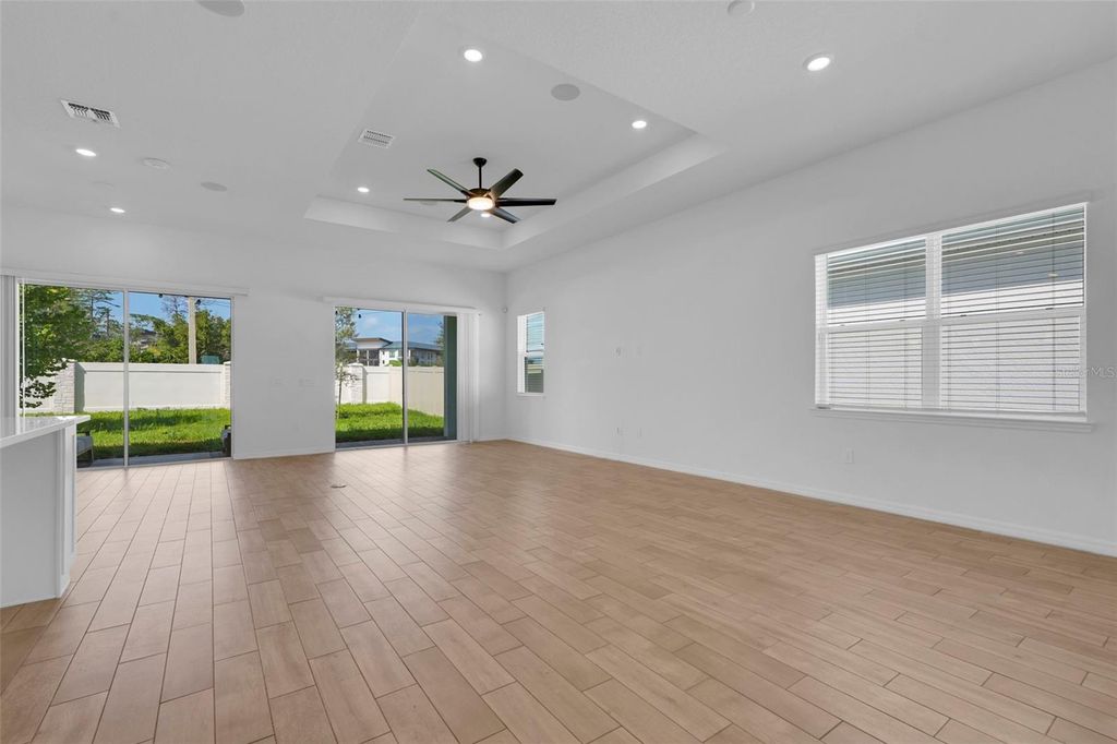 Image 13 of property listing at 10393 PARK ESTATES AVENUE, Orlando, FL 32836