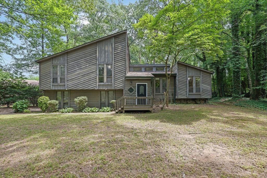 361 Gordon Valley SW Lane, Mableton, GA 30126