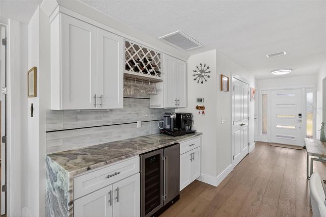 1232 79TH STREET S, St Petersburg, FL 33707