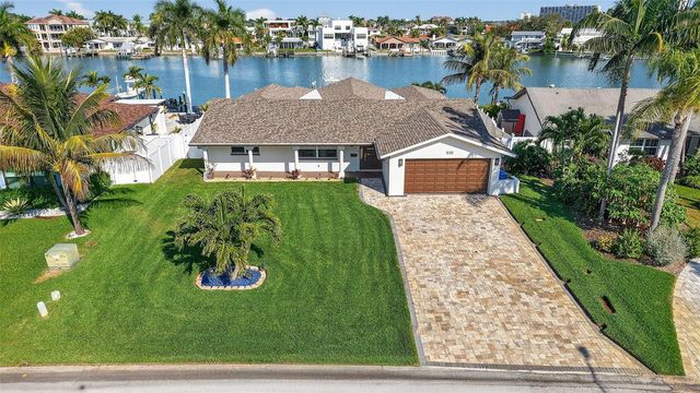 1232 79TH STREET S, St Petersburg, FL 33707