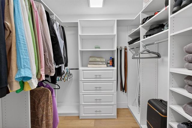 1232 79TH STREET S, St Petersburg, FL 33707