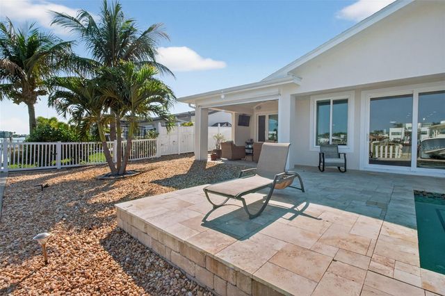 1232 79TH STREET S, St Petersburg, FL 33707