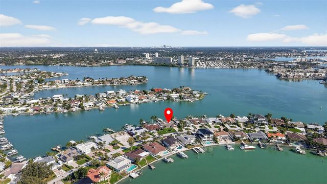 1232 79TH STREET S, St Petersburg, FL 33707