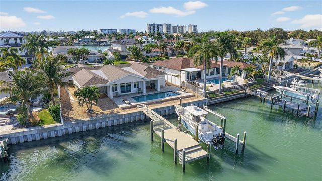 1232 79TH STREET S, St Petersburg, FL 33707