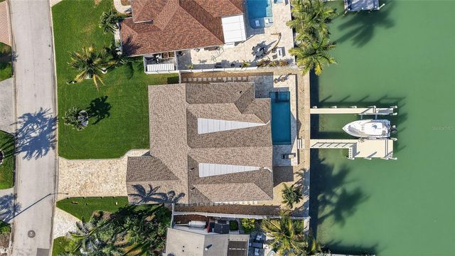 1232 79TH STREET S, St Petersburg, FL 33707