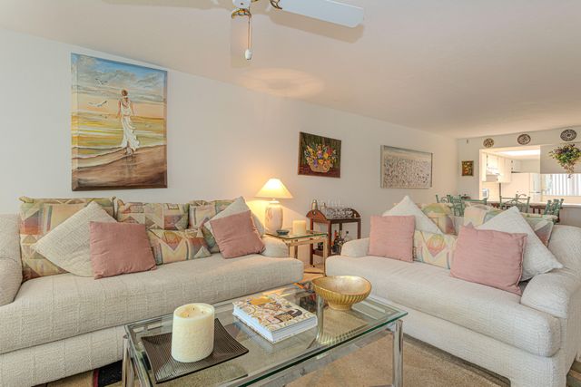 2007 Palm Beach Trace Drive 2007, Royal Palm Beach, FL 33411