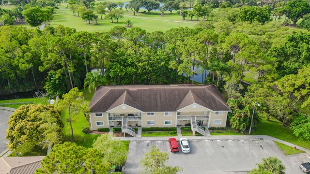 2007 Palm Beach Trace Drive 2007, Royal Palm Beach, FL 33411