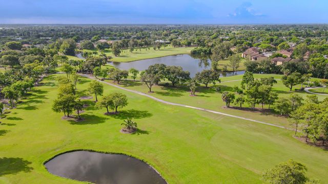 2007 Palm Beach Trace Drive 2007, Royal Palm Beach, FL 33411