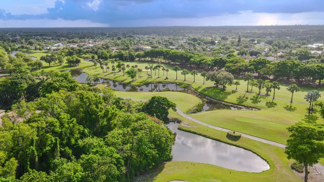 2007 Palm Beach Trace Drive 2007, Royal Palm Beach, FL 33411