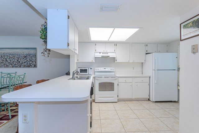 2007 Palm Beach Trace Drive 2007, Royal Palm Beach, FL 33411