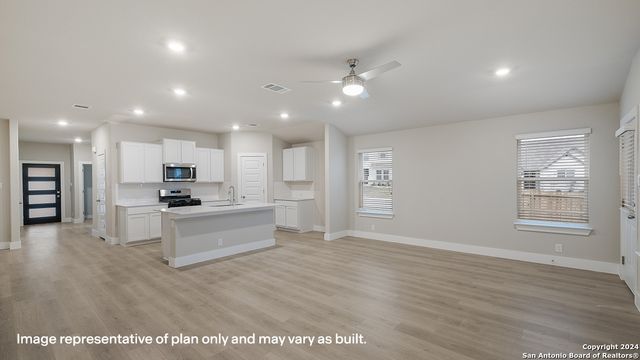 4814 Coral Bluffs, San Antonio, TX 78253