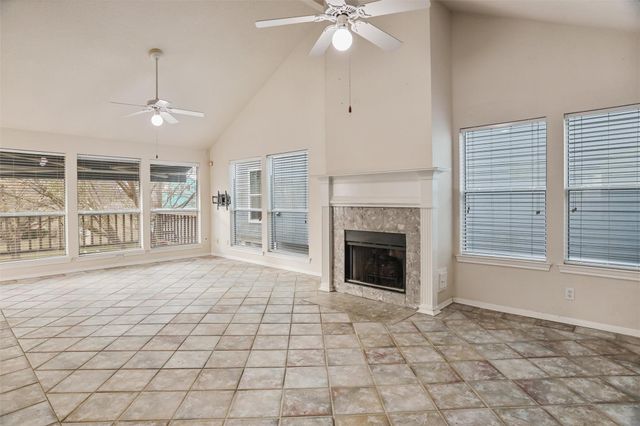 131 Oak Road, Clear Lake Shores, TX 77565