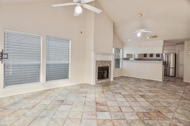 131 Oak Road, Clear Lake Shores, TX 77565