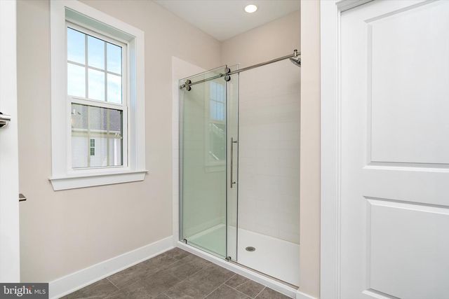 2906 JUSTIN DR, West Windsor, NJ 08550