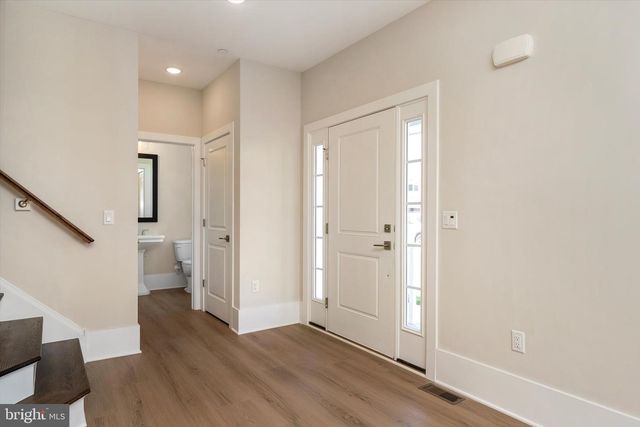 2906 JUSTIN DR, West Windsor, NJ 08550
