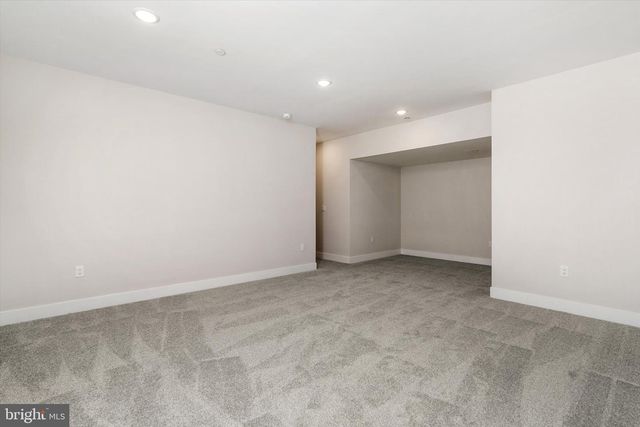 2906 JUSTIN DR, West Windsor, NJ 08550