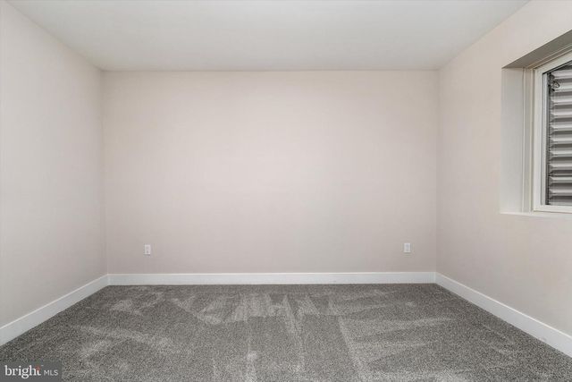 2906 JUSTIN DR, West Windsor, NJ 08550