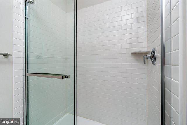 2906 JUSTIN DR, West Windsor, NJ 08550