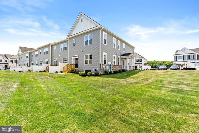 2906 JUSTIN DR, West Windsor, NJ 08550
