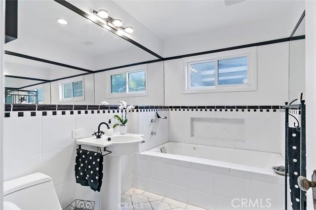 6421 E Seaside, Long Beach, CA 90803