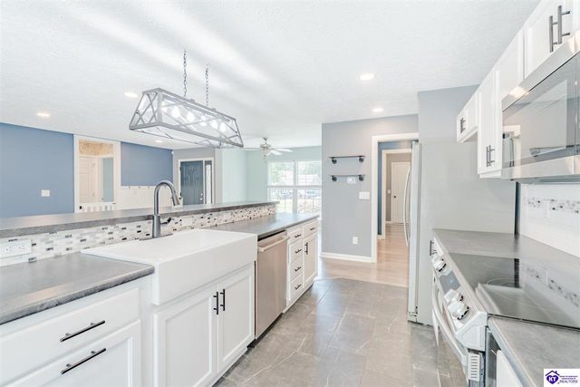 189 Fryrear Lane, Elizabethtown, KY 42701