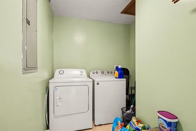 1160 Beverly Court, Benton Harbor, MI 49022
