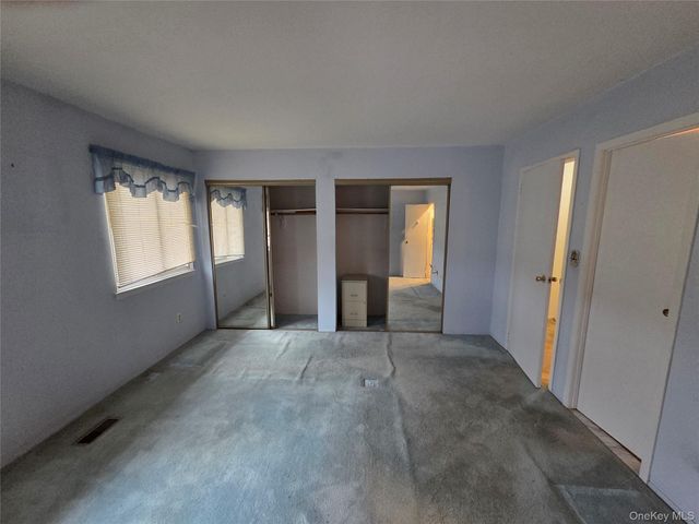 650 Newbridge Road 36, East Meadow, NY 11554