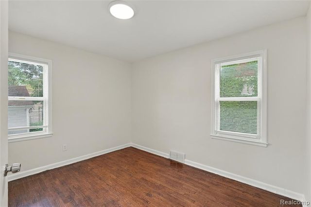15378 Vaughan Street, Detroit, MI 48223