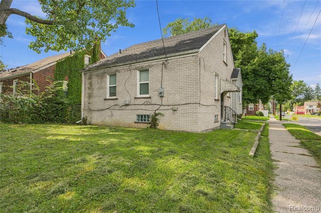 15378 Vaughan Street, Detroit, MI 48223