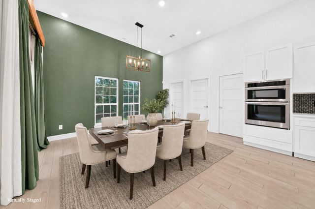 4013 Legend Trail, Granbury, TX 76049