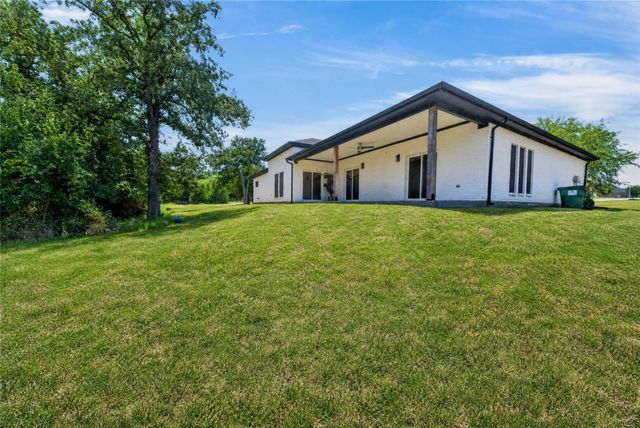 4013 Legend Trail, Granbury, TX 76049