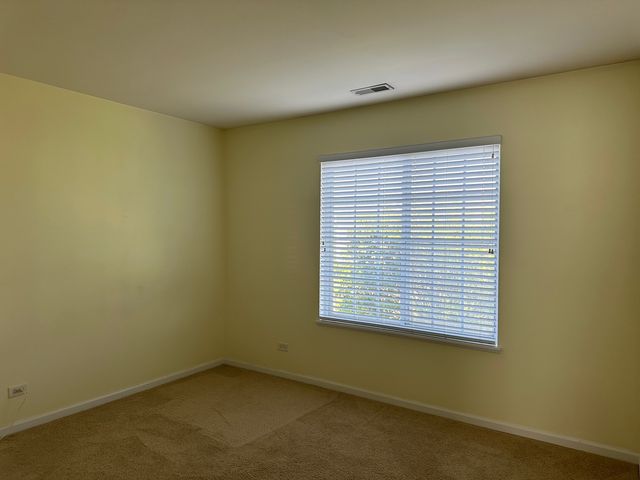 1863 Indian Hill Lane, Aurora, IL 60503