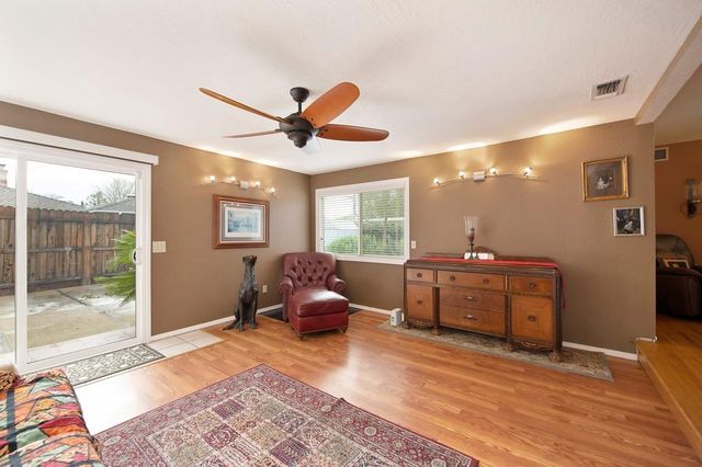 1816 Eastern Ave, Sacramento, CA 95864