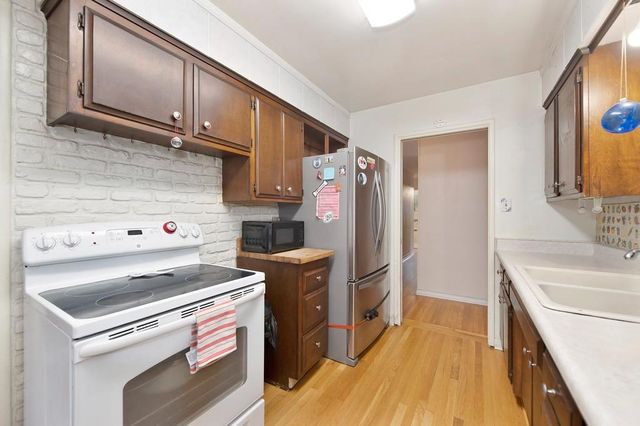 1816 Eastern Ave, Sacramento, CA 95864