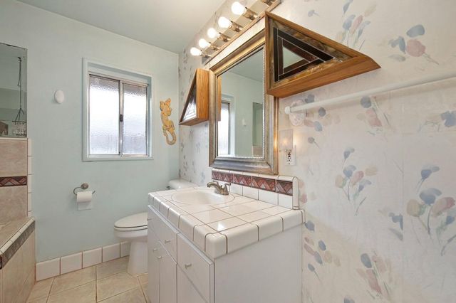 1816 Eastern Ave, Sacramento, CA 95864