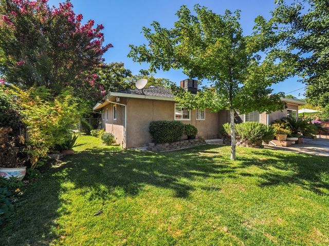 1816 Eastern Ave, Sacramento, CA 95864