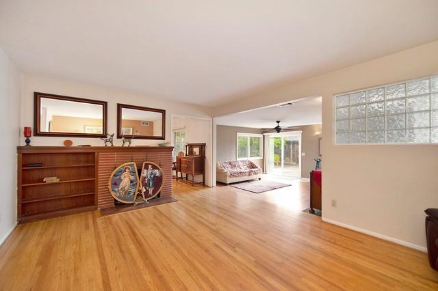 1816 Eastern Ave, Sacramento, CA 95864