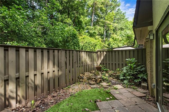 19 Arpege Way, Atlanta, GA 30327