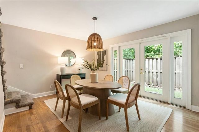 19 Arpege Way, Atlanta, GA 30327