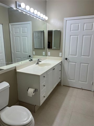 4700 SW 160th Ave 417, Miramar, FL 33027