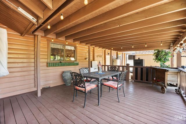 29980 Pinedale Drive, Tehachapi, CA 93561
